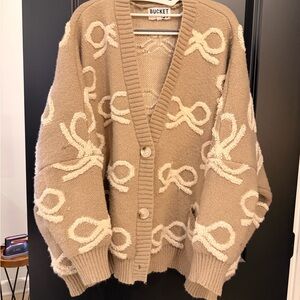 Bucket list Cream Bow Pattern Tan Cardigan Sweater medium
